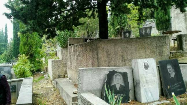 friedhof-tbilisi.jpg