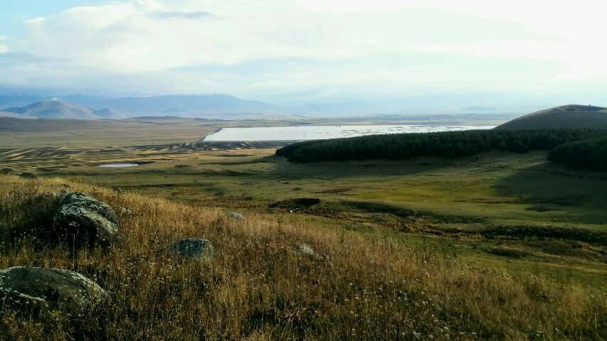 Sicht auf den Khanchalisee, ursprünglich ein Sumpfgebiet.